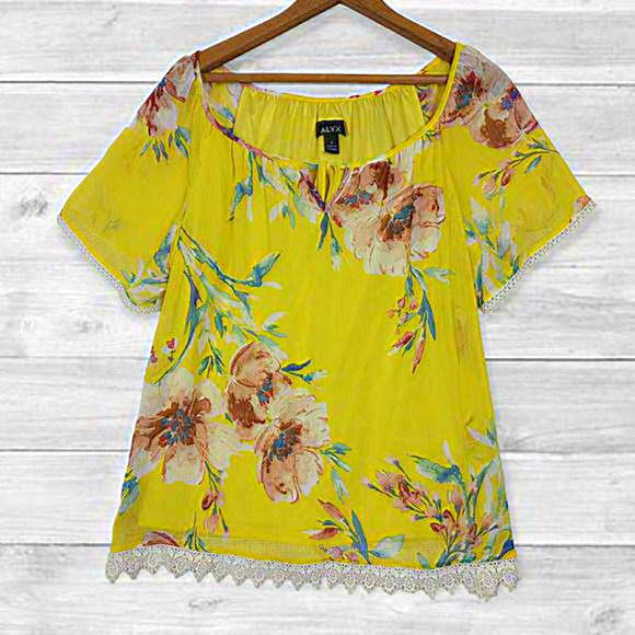 ALYX Women's Bright Yellow‎ Floral Flutter Sleeve Lace Trim Blouse Size Small - Picture 1 of 7